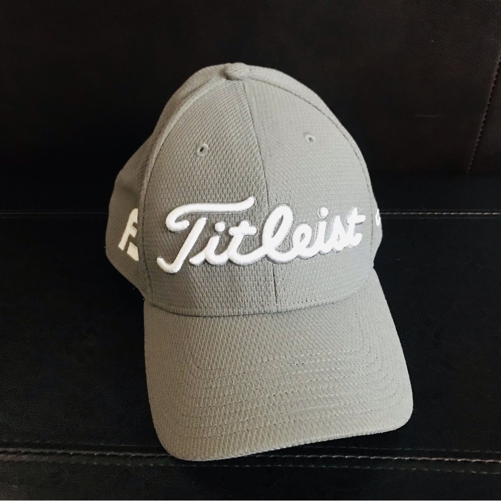 Footjoy Titleist Golf Tour Elite Legacy Flex Fit Hat Gray/Black size M/L